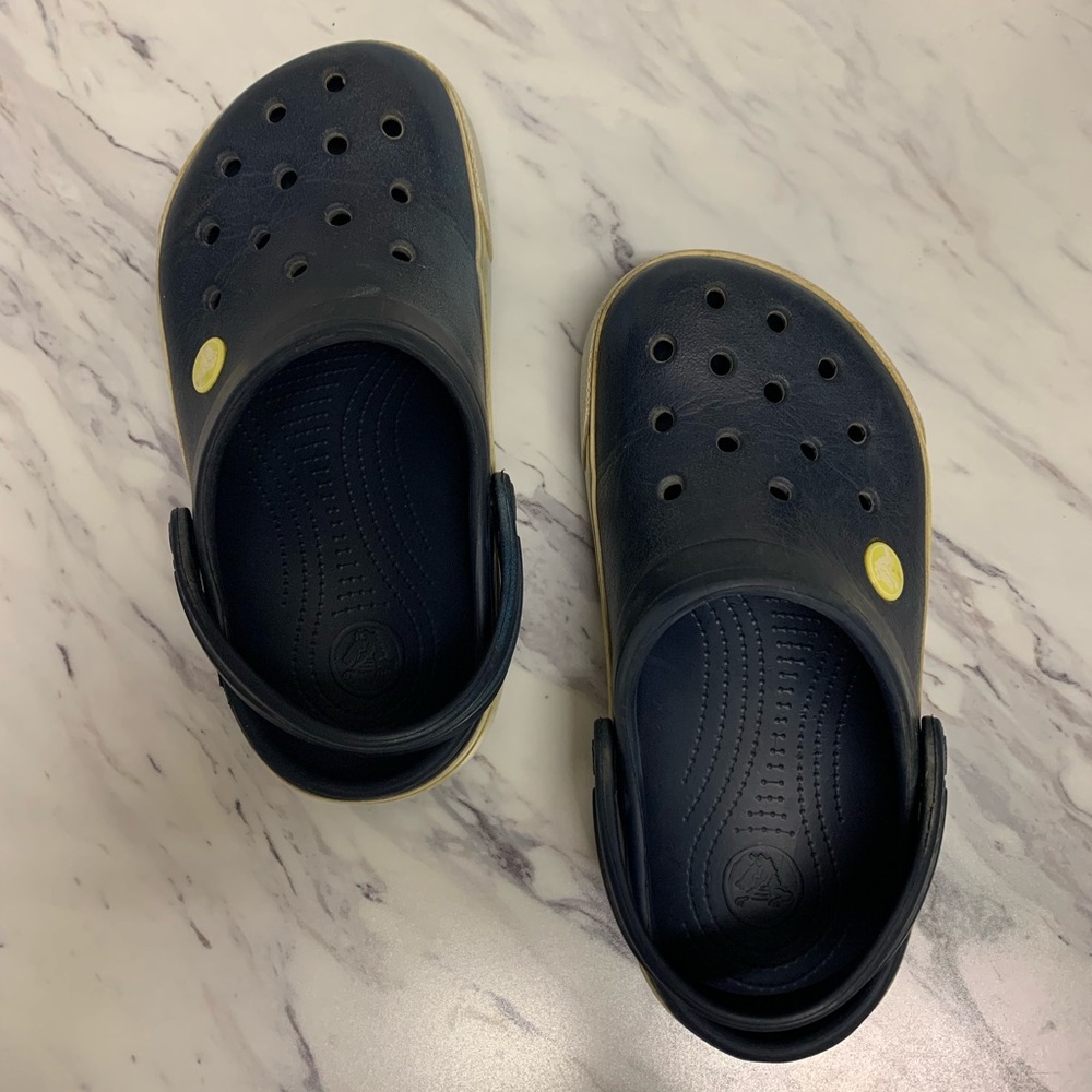 Crocs J2